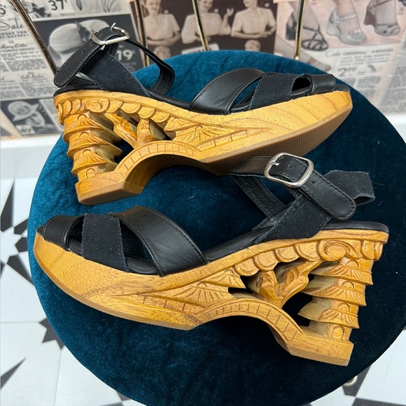 Lucky Lou Pagoda Wedge Tiki Wooden Viva Pinup Rockabilly Summer Sandal - Picture 2 of 7